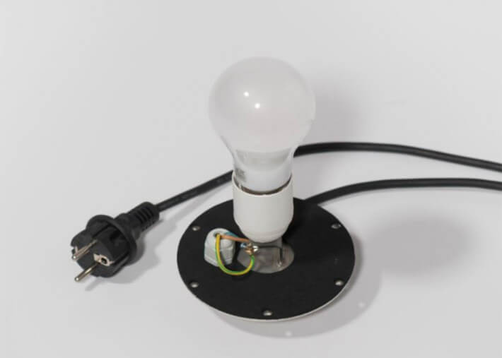 POUF LUMINEUX CUBIQUE OU TABLE D'APPOINT 40x40 OU 45x45 - ECLAIRAGE LED NOMADE - HOME FITTING PAR LYXO