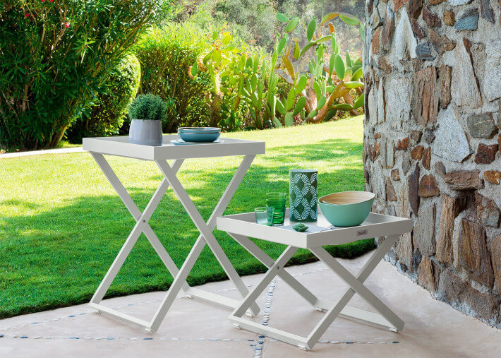 TABLE D'APPOINT AVEC PLATEAU AMOVIBLE BLANC OU TAUPE - RAY PAR TALENTI