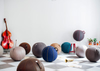 Pouf ergonomique en laine feutrée VELT – 3 coloris – Vluv