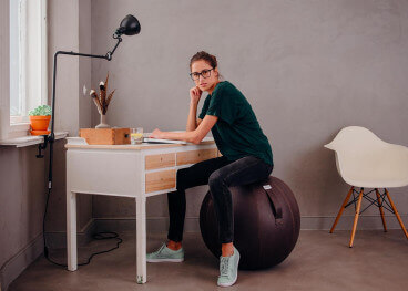 ASSISE ORIGINALE ET DESIGN FORME BALLON ERGONOMIQUE EFFET CUIR VLUV VEEL  2