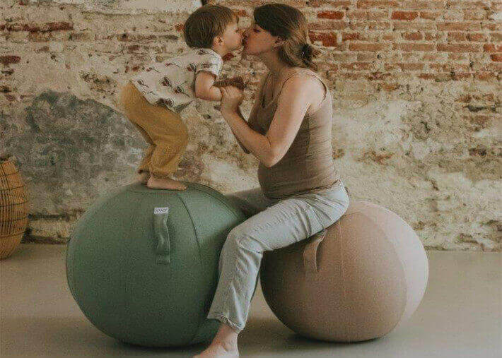 POUF BALLON IDEAL BUREAU VERT SAUMON BEIGE GRIS OU NUDE - SOVA PAR VLUV