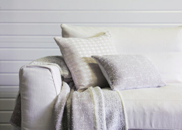 COUSSIN CHIC ET TENDANCE BLANC ET NATUREL 4 TAILLES AU CHOIX - LES ECRINS PAR ANGEL DES MONTAGNES