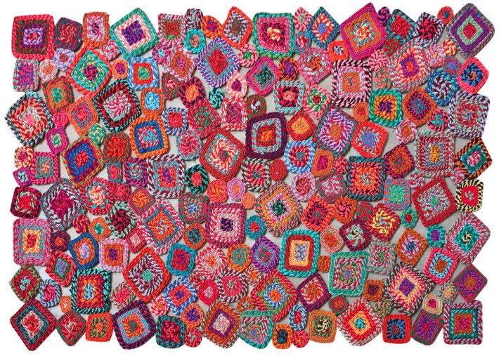 TAPIS MULTICOLORE EN FIBRES DE COTON RECYCLE GUNRAY PAR THE RUG REPUBLIC
