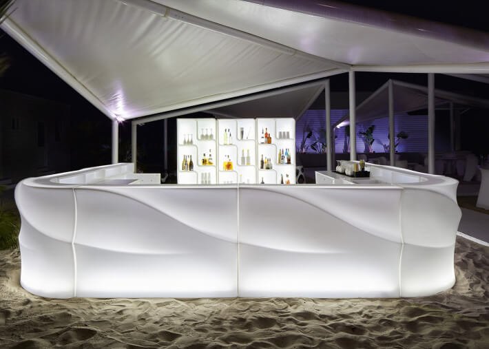 Comptoir de bar design moderne : guide d'inspiration et d'achat