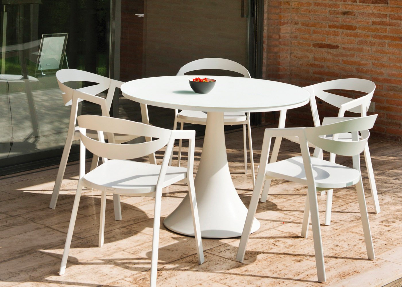 Matériaux du mobilier extérieur résistants aux intempéries : comment choisir ?